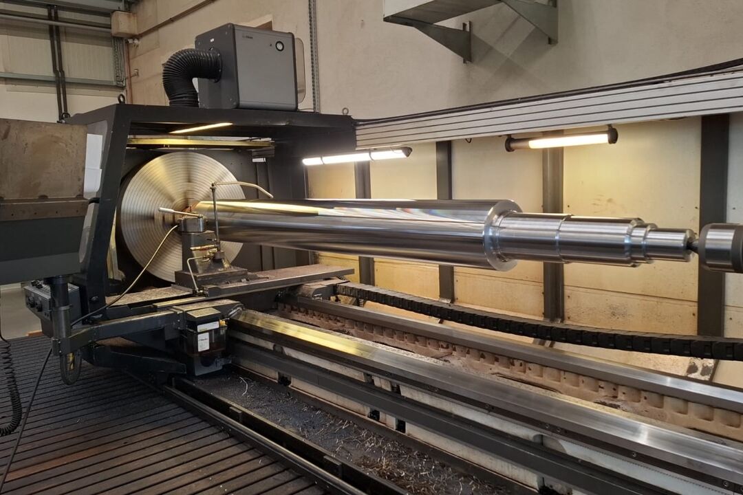 Walzenfertigung:  Ø 420 * 6.500 mm