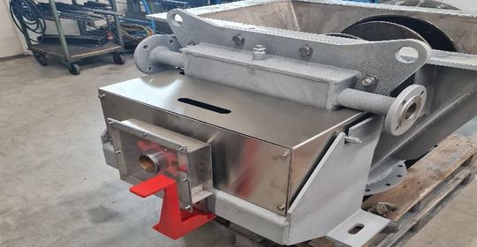 Funktion: Transportiert und fördert Produkte schonend vom Einlauf bis zum Auslauf.